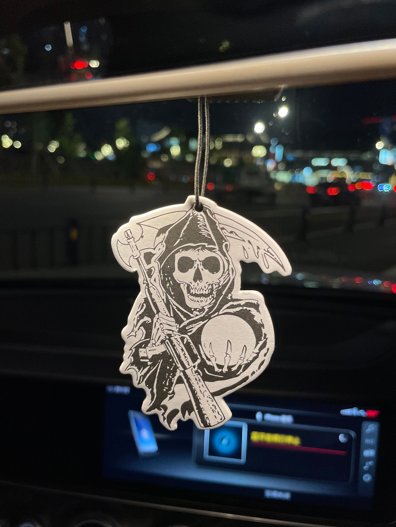 Skull, Hilton Fresh Scent Five - Home Bathroom Freshener のレビューと価格