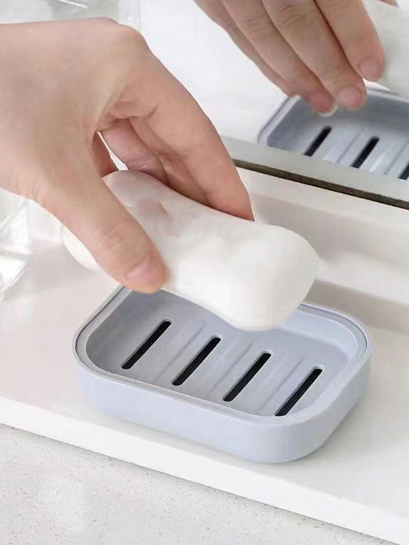 Simple Soap Dish, Draining Soa - Home Essentials Bathroom Rack のレビューと価格